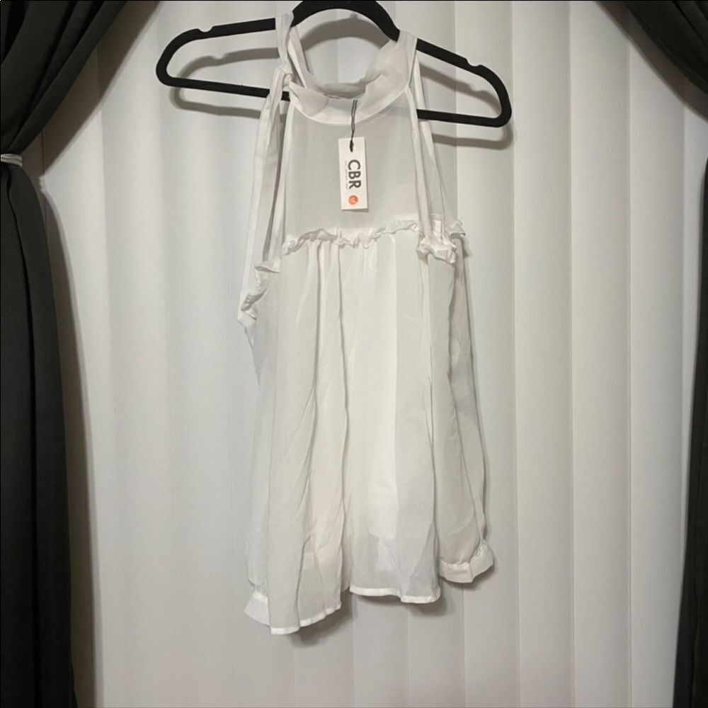 CBR CHIC BOUTIQUE ROSE White sheer sleeveless top, open shoulder style